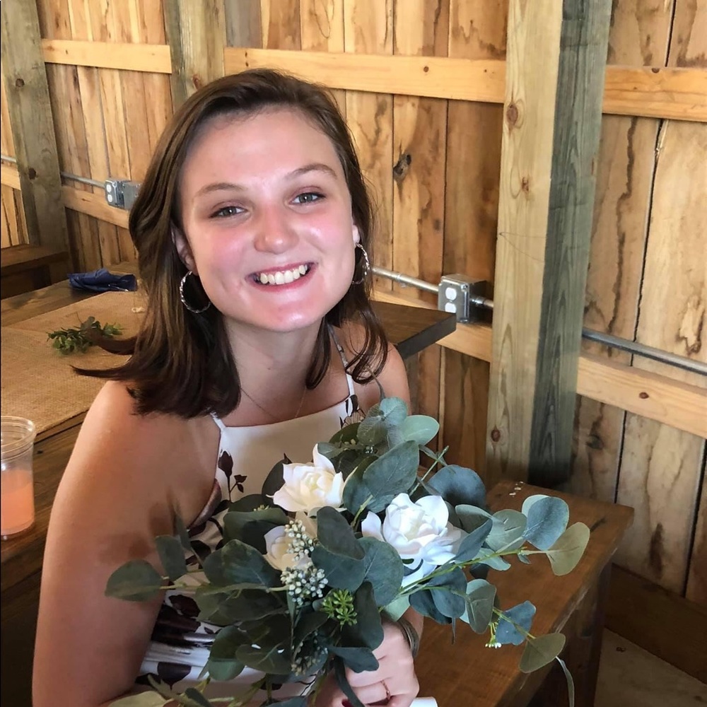 Meet your Posher, Madi Drue